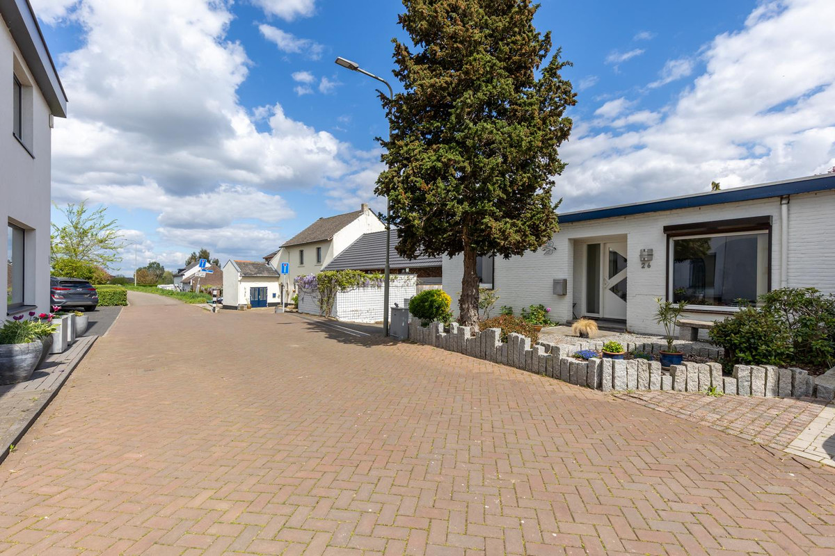 Hoekwoning te koop: Dijk 26, Grevenbicht