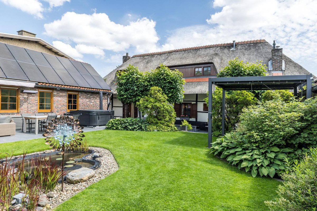 Vrijstaande woning te koop: Douvenderweg 19, Oirsbeek