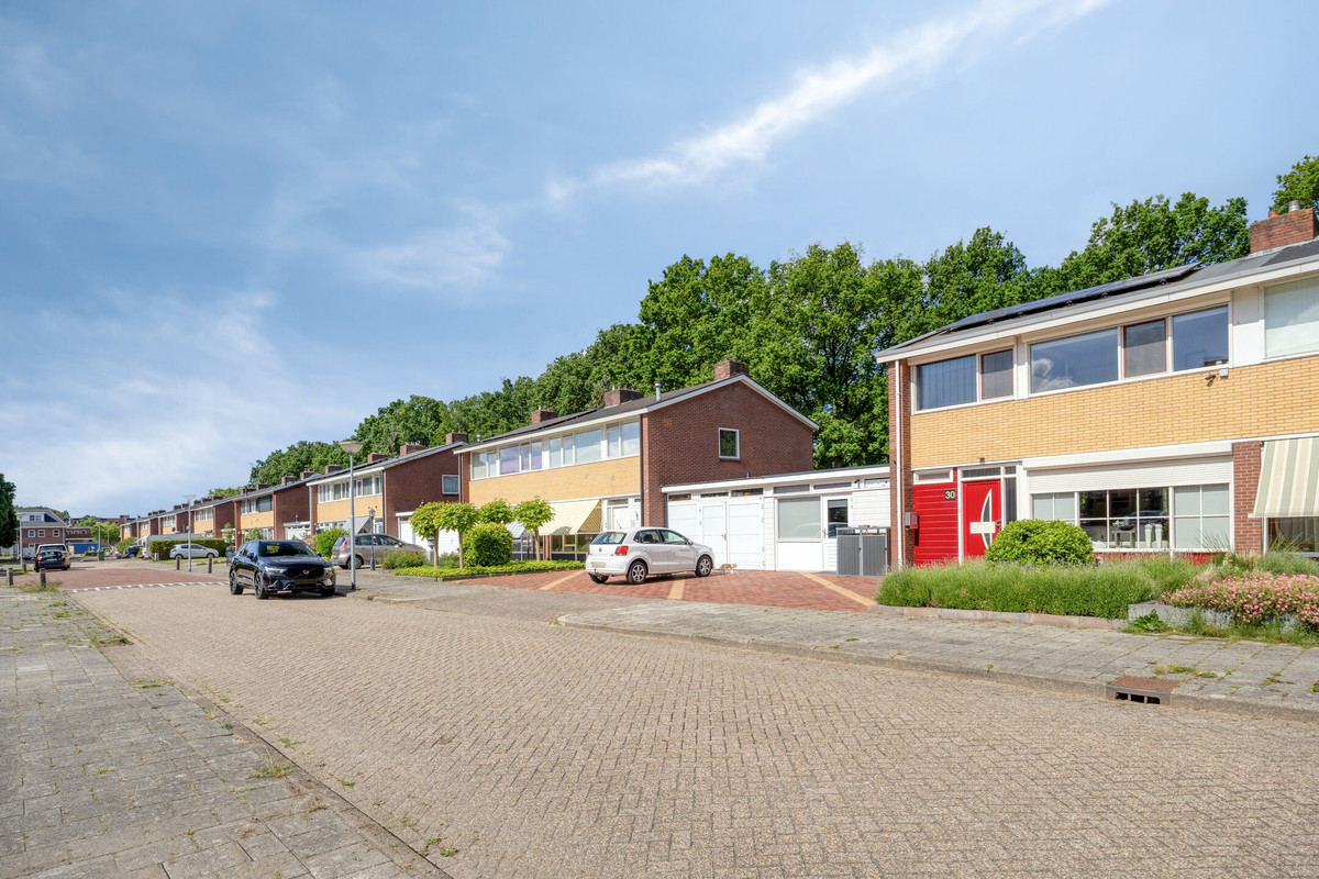 Tussenwoning te koop: Tulpstraat 30, Winschoten