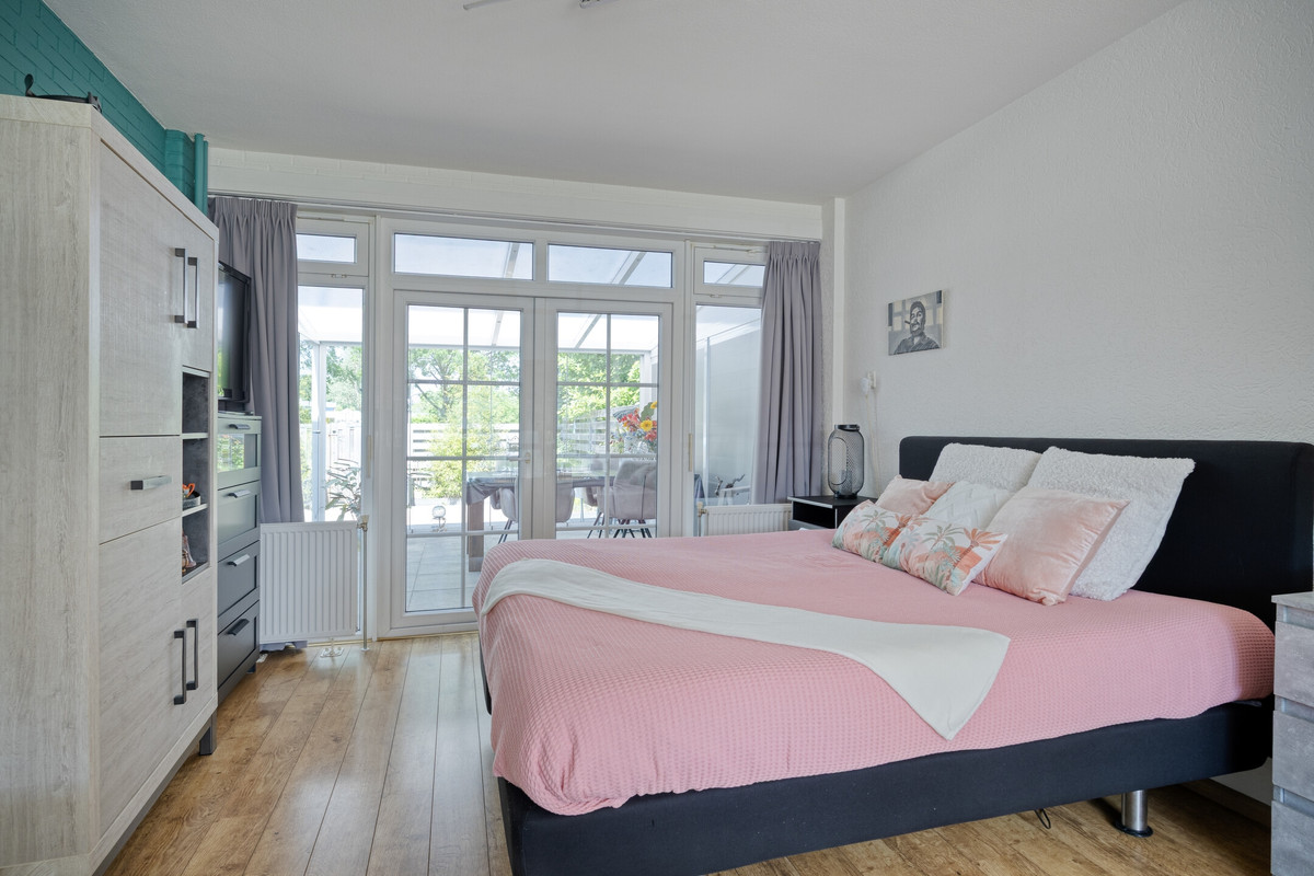 Tussenwoning te koop: Tulpstraat 30, Winschoten