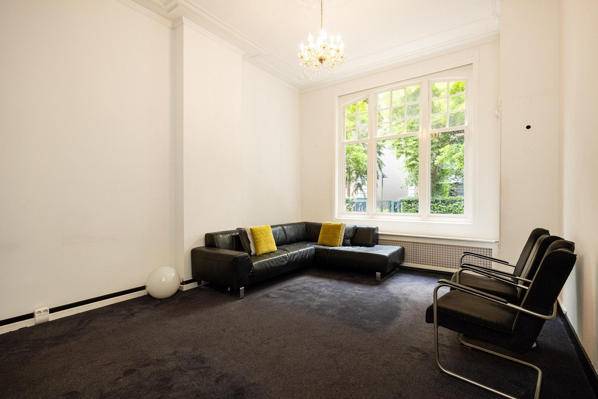 Tussenwoning te koop: Tivolistraat 18, Tilburg