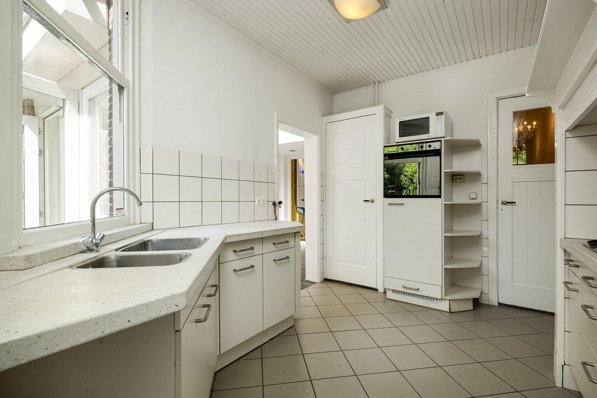 Tussenwoning te koop: Tivolistraat 18, Tilburg
