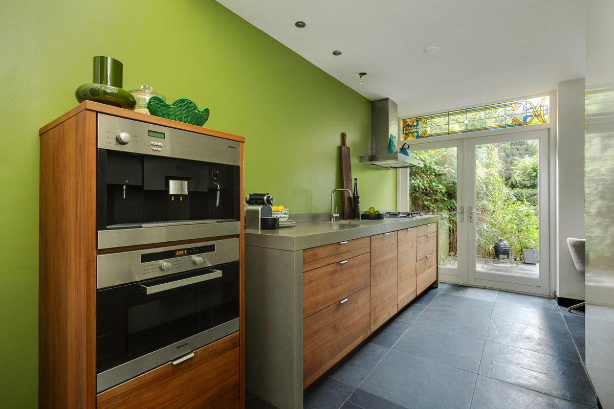 Tussenwoning te koop: Tivolistraat 16, Tilburg