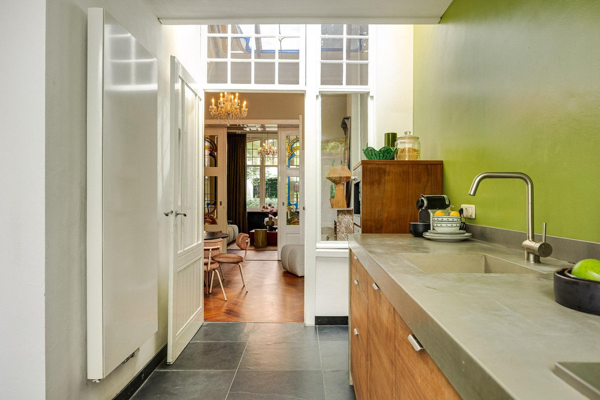 Tussenwoning te koop: Tivolistraat 16, Tilburg