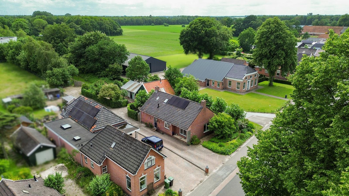 Vrijstaande woning te koop: Hoofdweg 65, Siddeburen