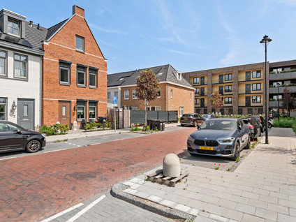De Mook 41