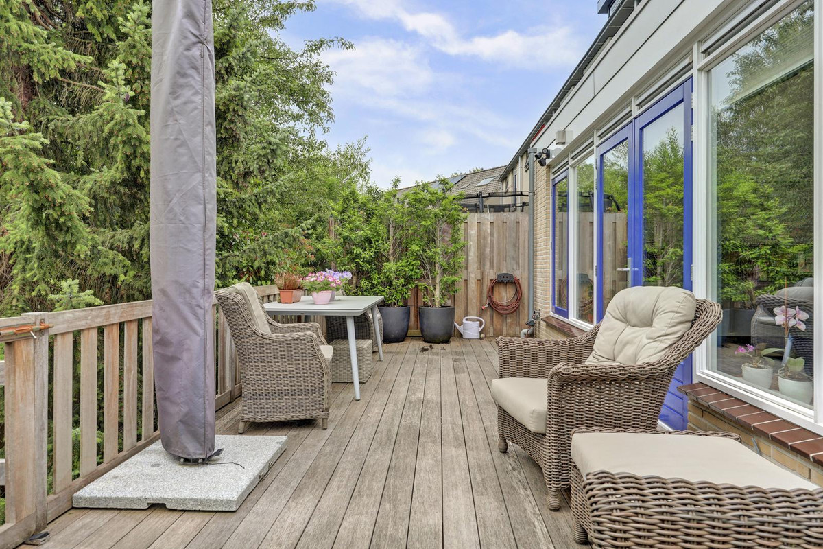 Hoekwoning te koop: Zuider Kerkedijk 337, Rotterdam