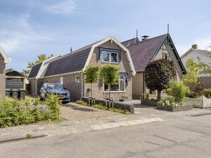 Oostwal 83