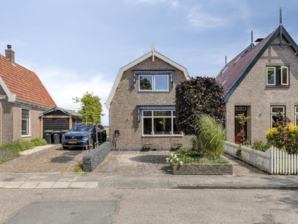 Oostwal 83