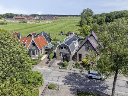 Oostwal 83