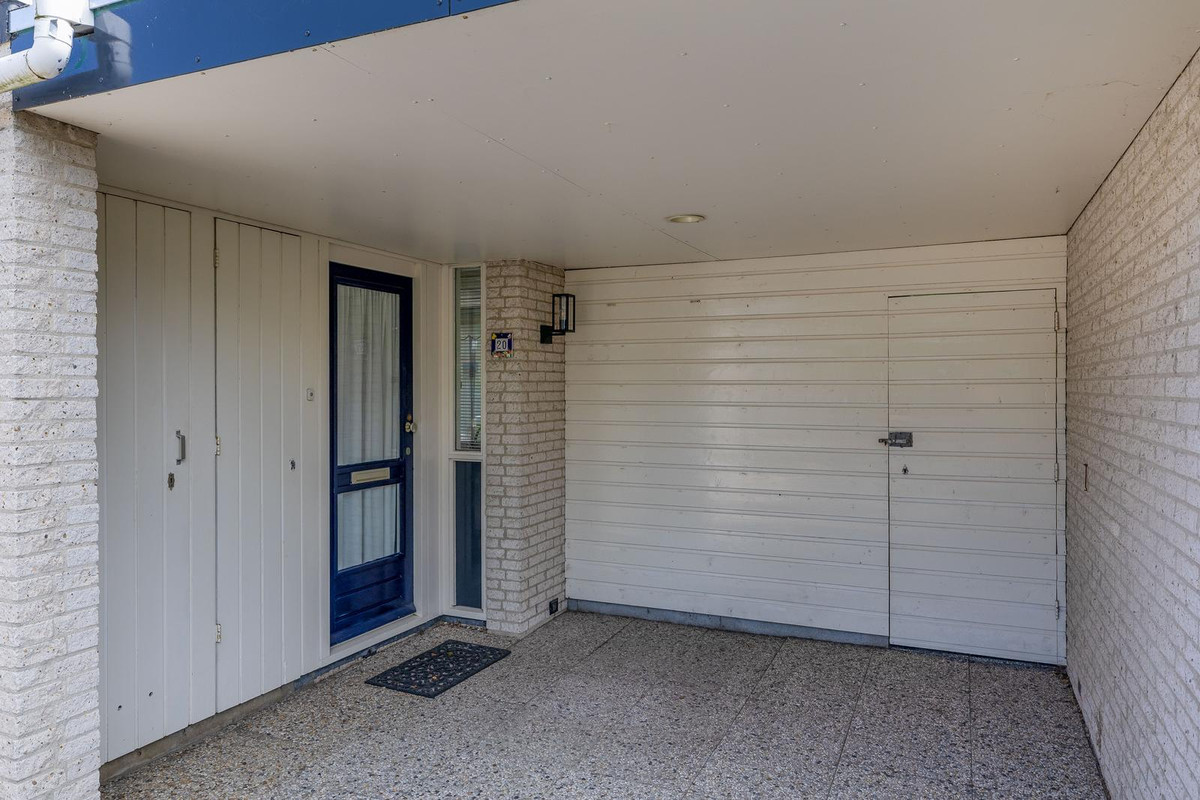 Twee-onder-één-kap te koop: Klepperstee-Kastanje 20, Ouddorp