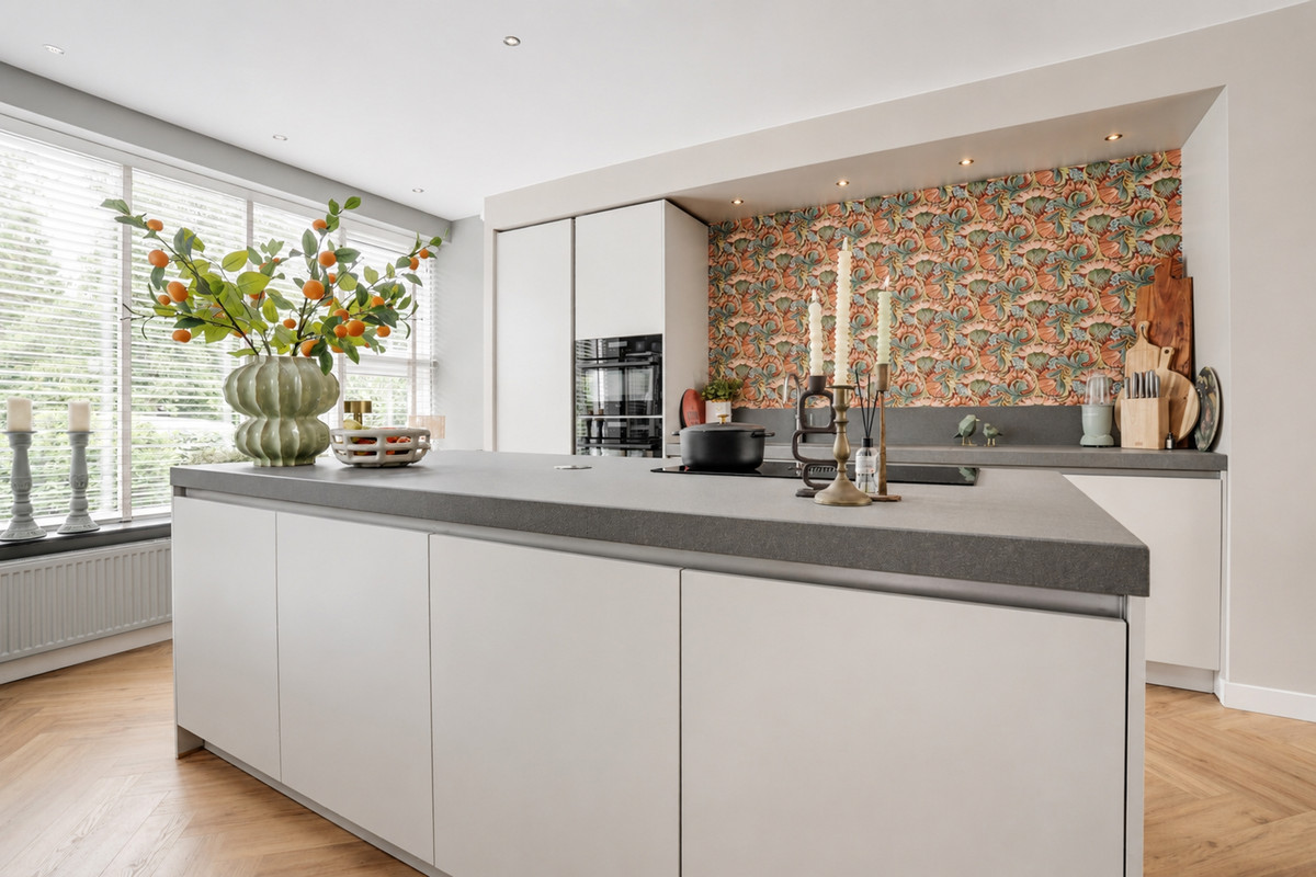 Tussenwoning te koop: Gravin Marialaan 6, Leidschendam