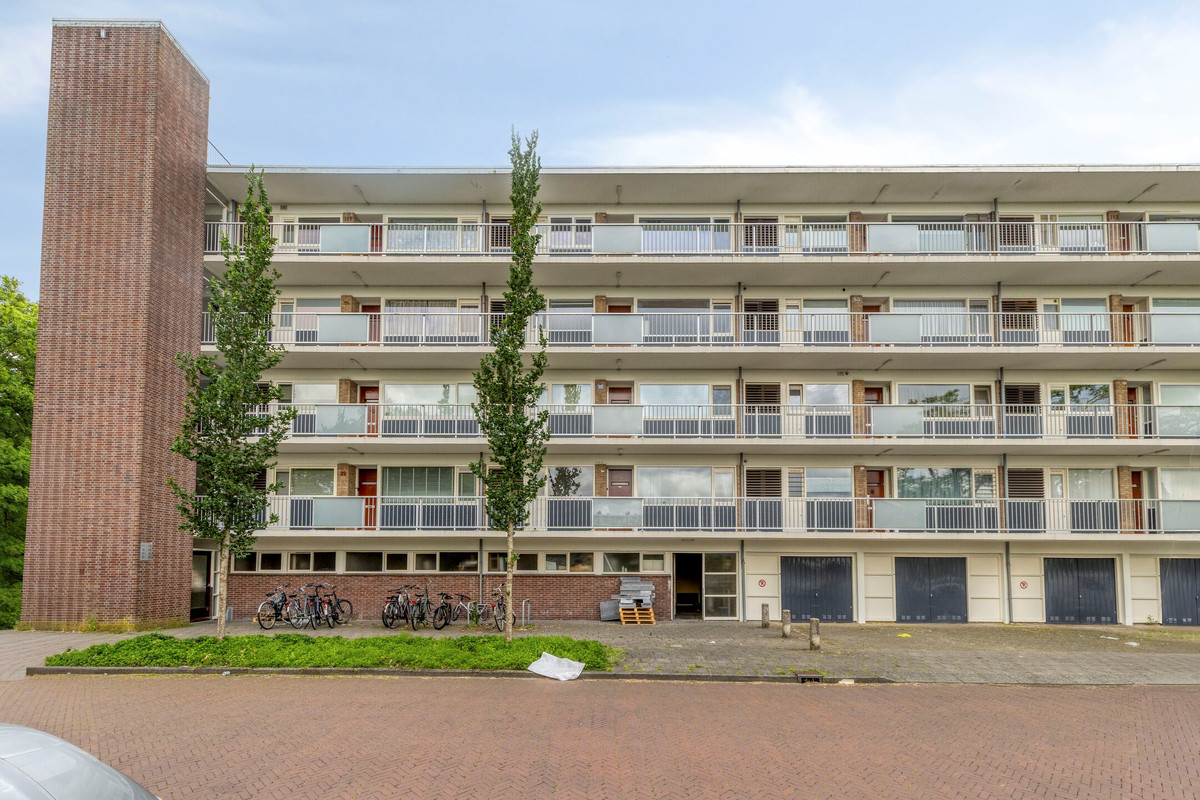 Appartement te koop: Franciscus van Assisiëlaan 27, Amstelveen