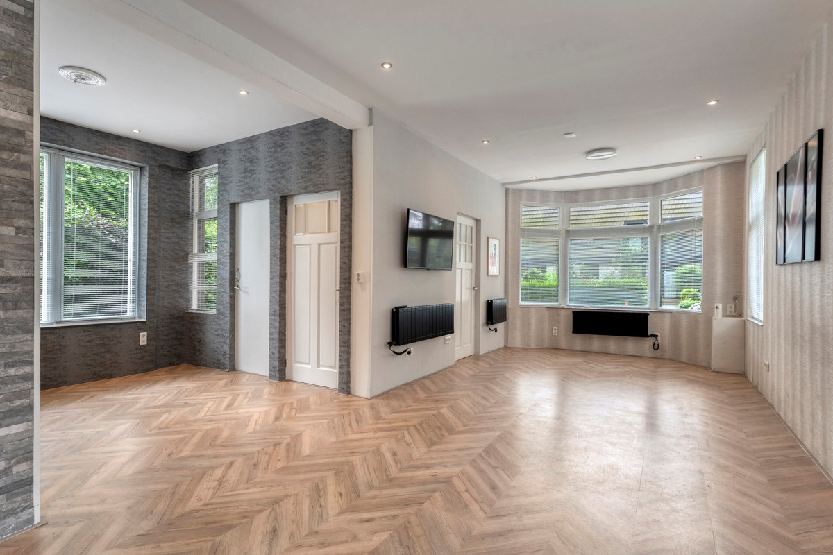 Vrijstaande woning te koop: Stationsstraat 10, Dalen