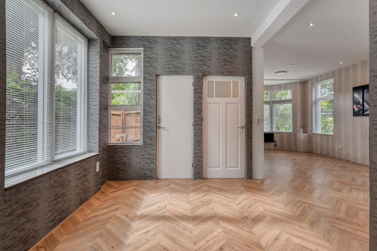 Vrijstaande woning te koop: Stationsstraat 10, Dalen