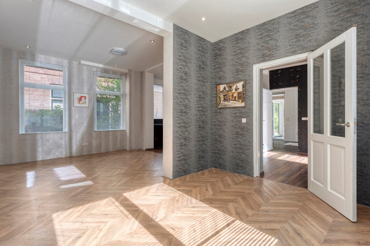 Vrijstaande woning te koop: Stationsstraat 10, Dalen