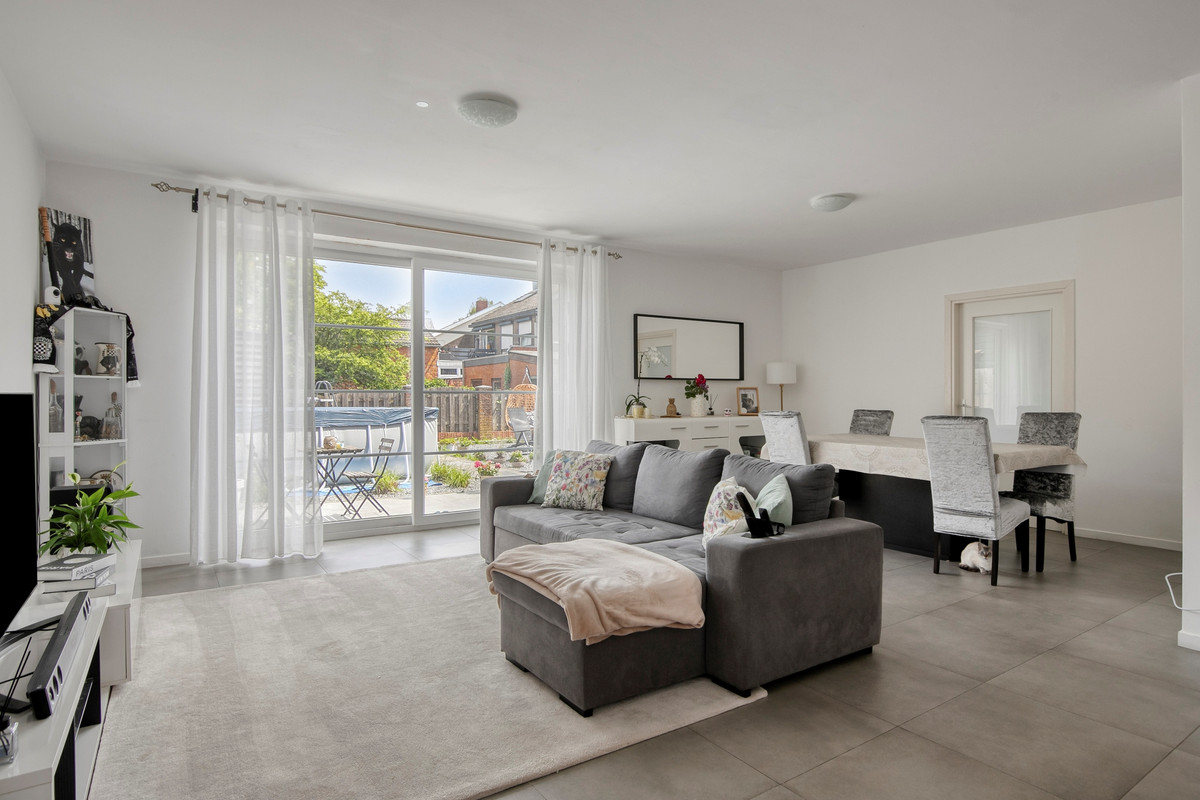 Vrijstaande woning te koop: Veldstraat 5, Sluiskil