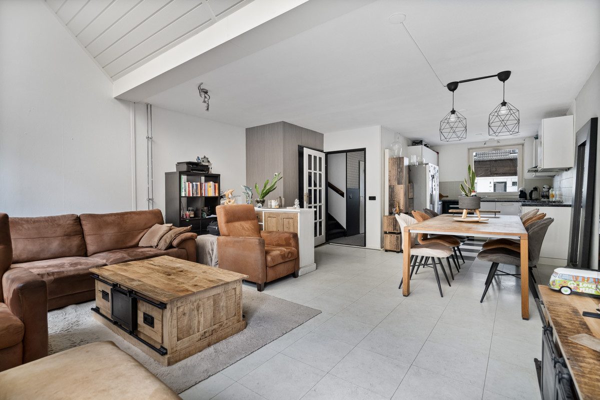 Hoekwoning te koop: Roekenbos 108, Hoofddorp
