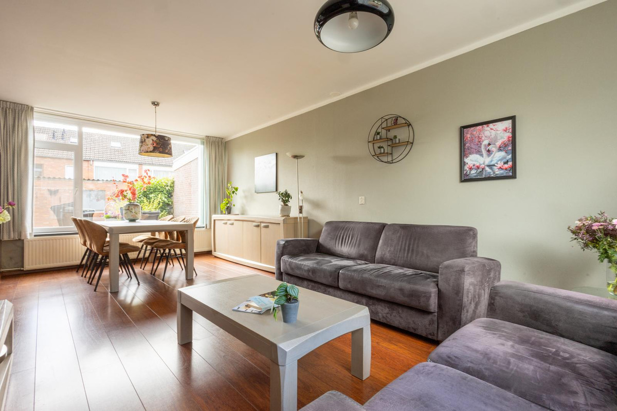 Tussenwoning te koop: Cederstraat 9, Terneuzen