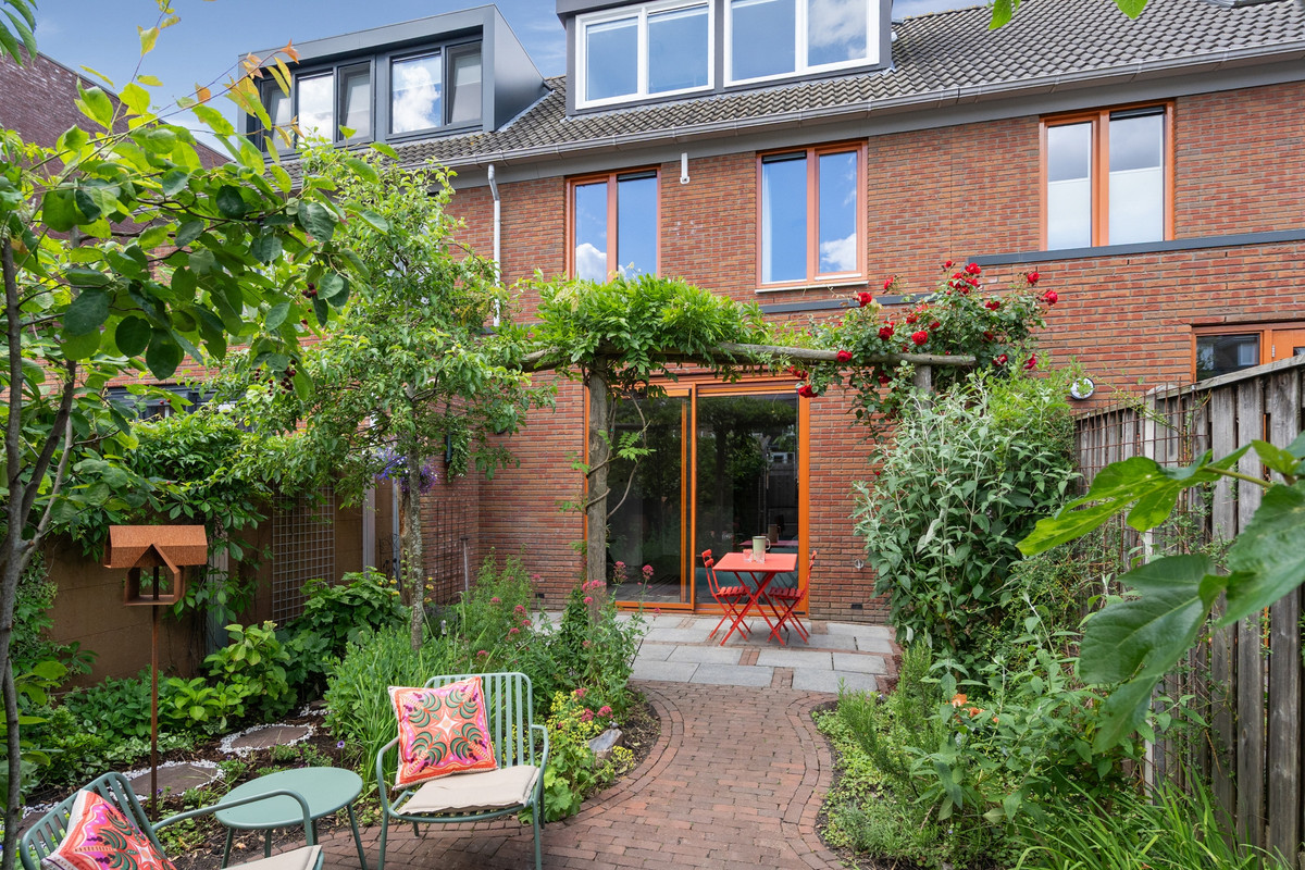 Tussenwoning te koop: Kerrieweg 37, Utrecht