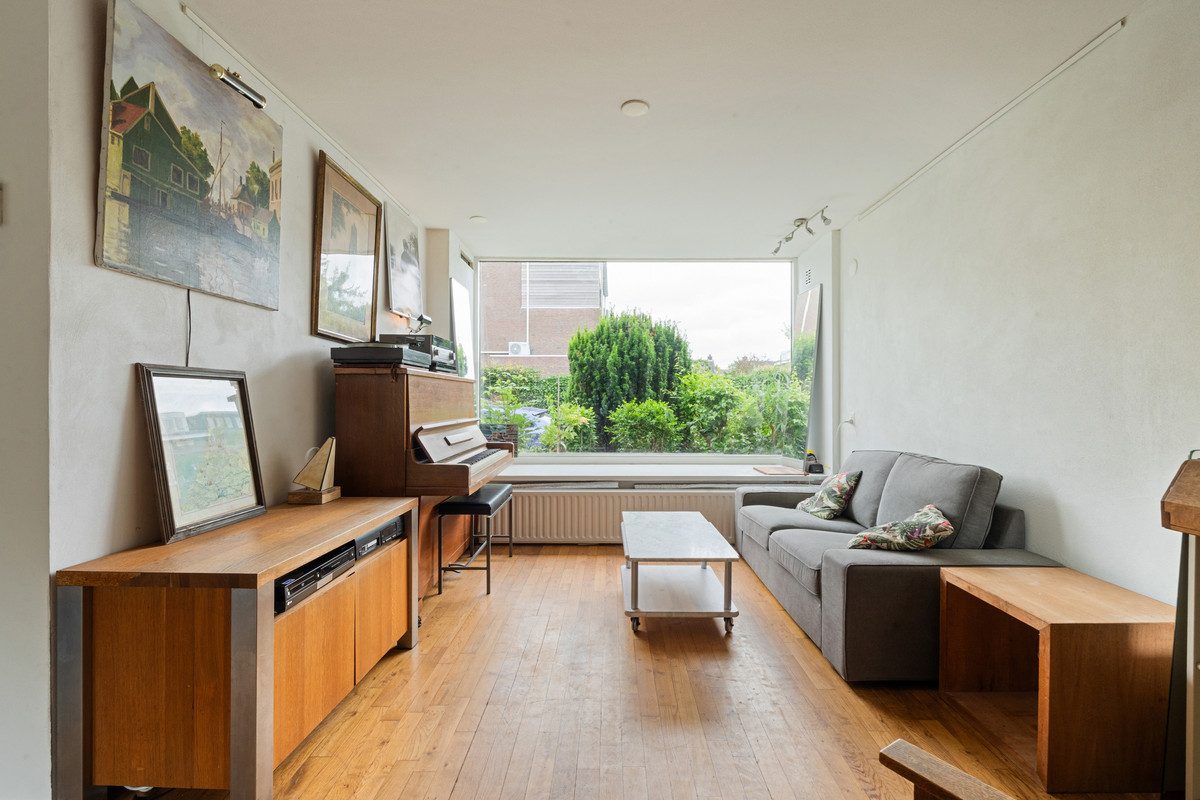 Tussenwoning te koop: Bateweg 46, Woubrugge