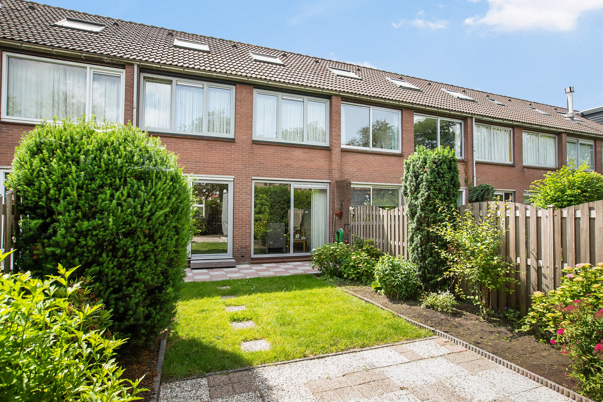 Tussenwoning te koop: Pieter Taemszstraat 4, Edam