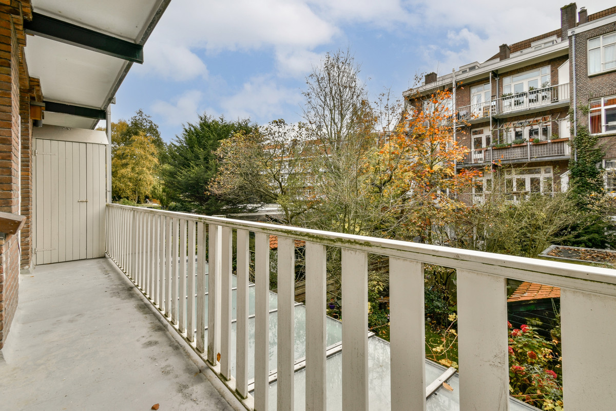 Appartement te huur: Biesboschstraat 45-1, Amsterdam