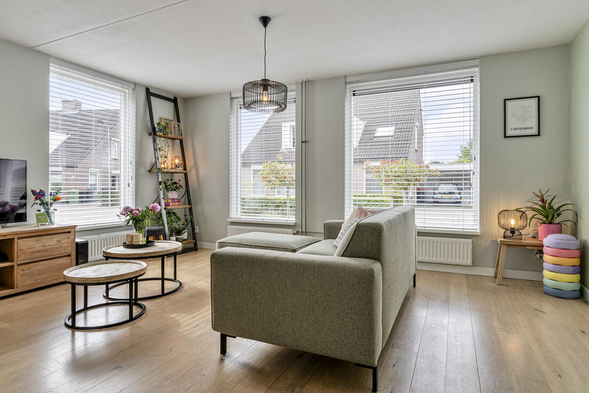 Twee-onder-één-kap te koop: Oeverzwaluw 57, 'S-Hertogenbosch