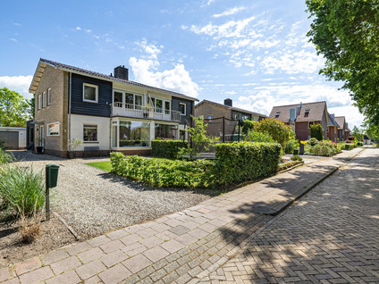 Burgemeester Falkenaweg 221
