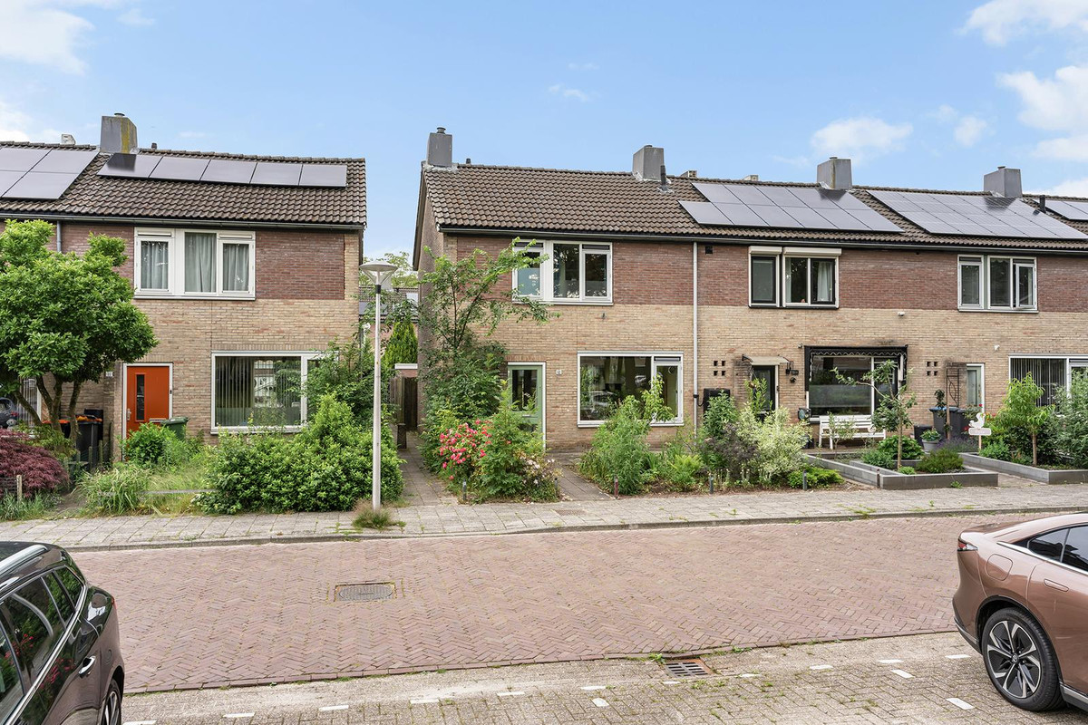 Hoekwoning te koop: Hoontebrink 12, Enschede