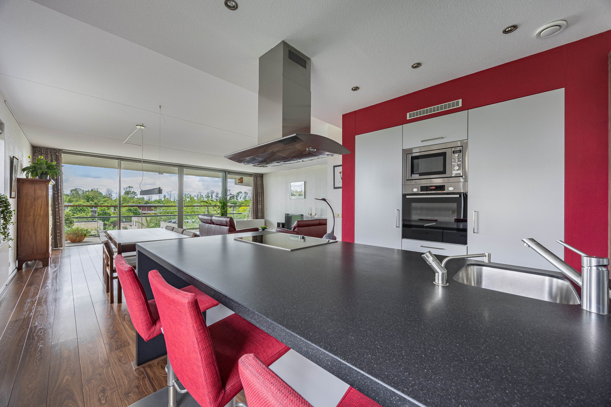 Appartement te koop: Sieradenweg 81, Almere