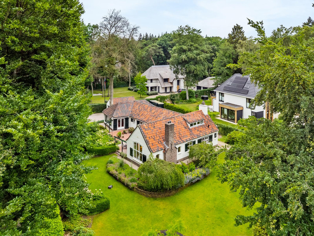 Vrijstaande woning te koop: Albert Cuyplaan 60, Bilthoven