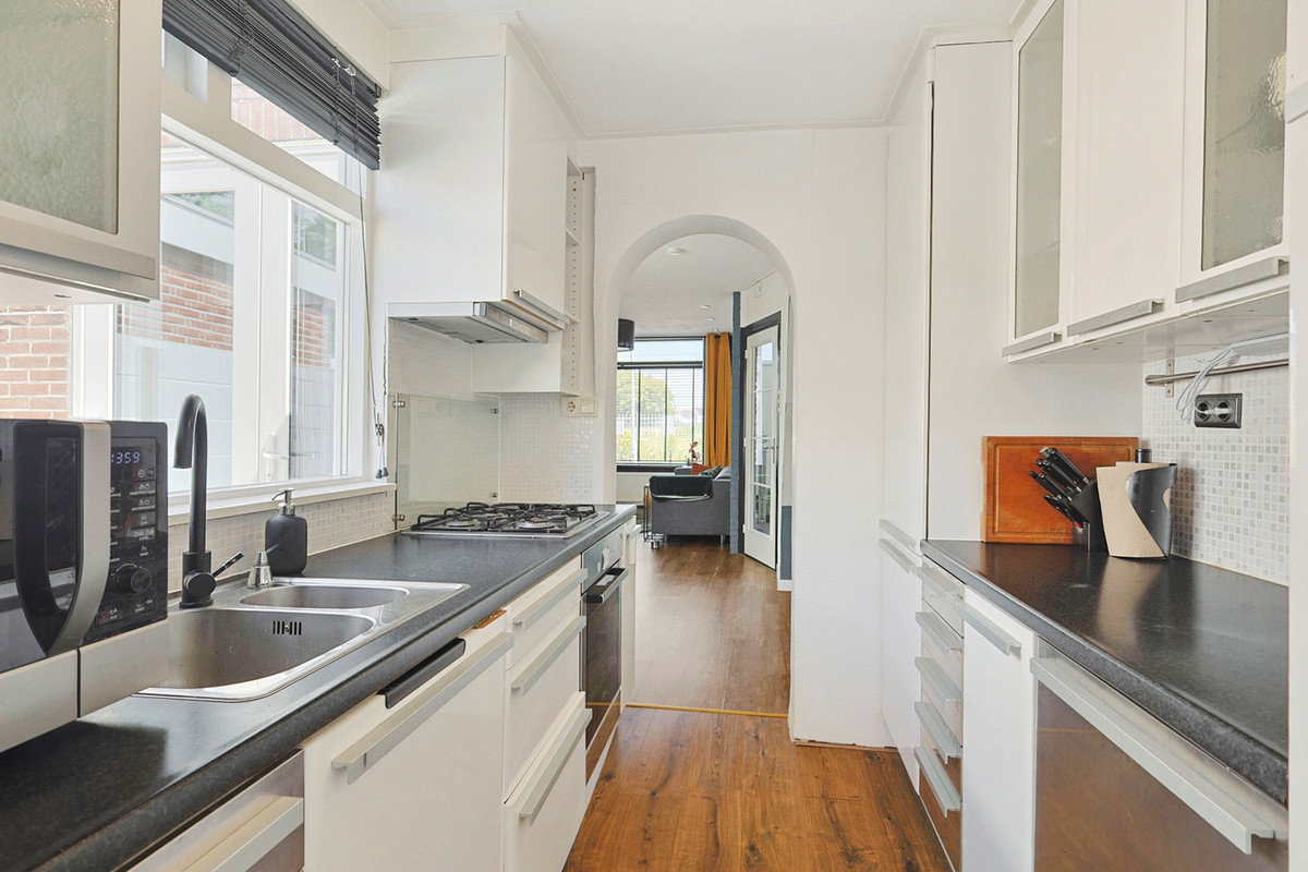 Tussenwoning te koop: Brakkeveldweg 44, Den Helder