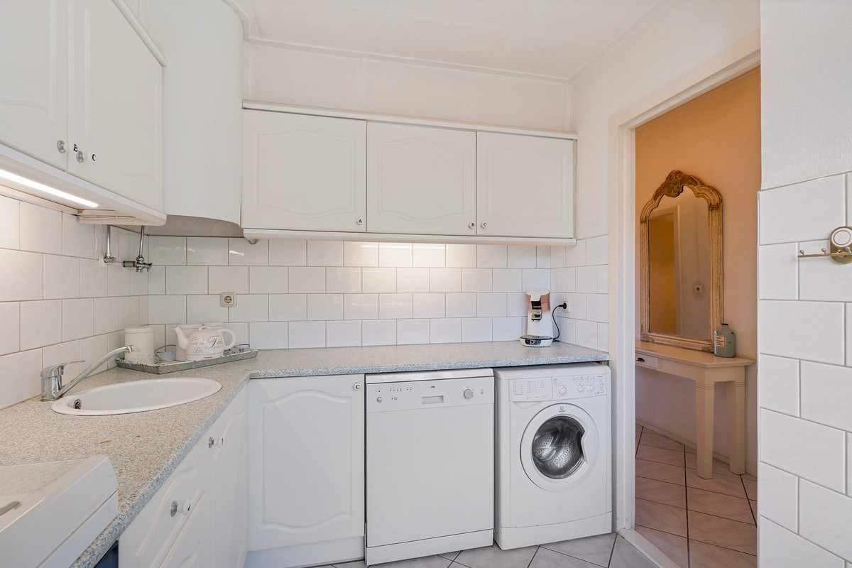 Appartement te koop: Leyweg 52A, 'S-Gravenhage