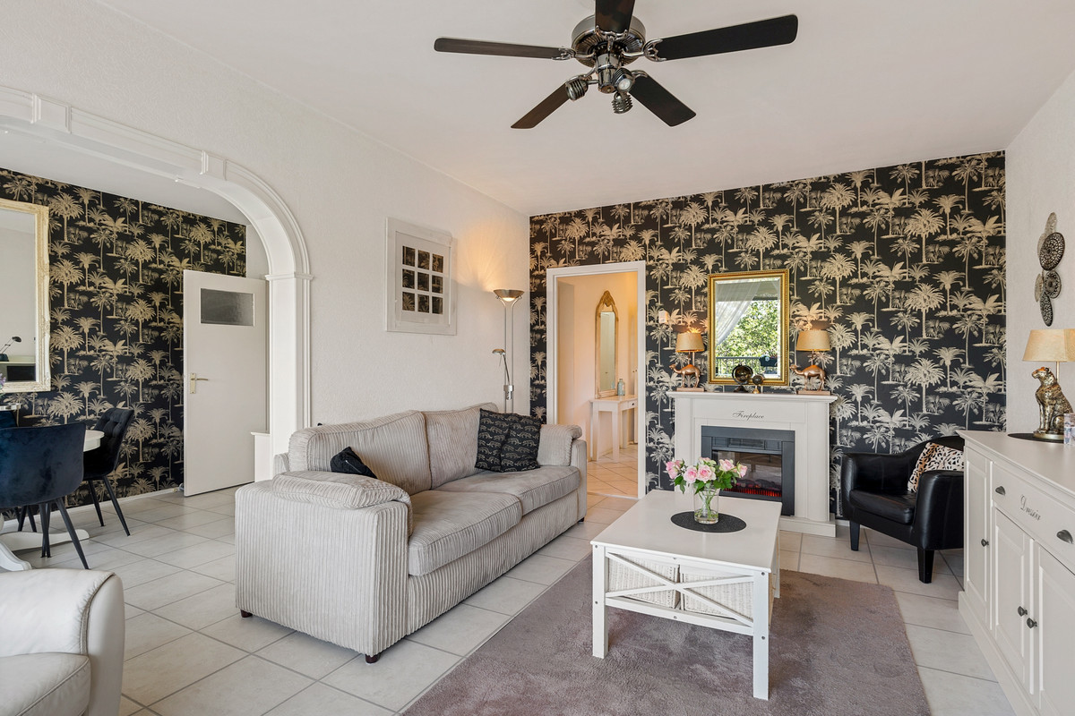 Appartement te koop: Leyweg 52A, 'S-Gravenhage