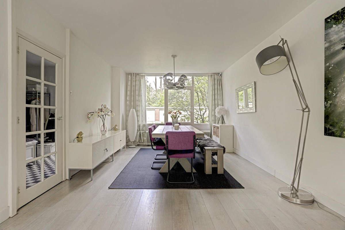 Tussenwoning te koop: Van der Helmstraat 421, Rotterdam