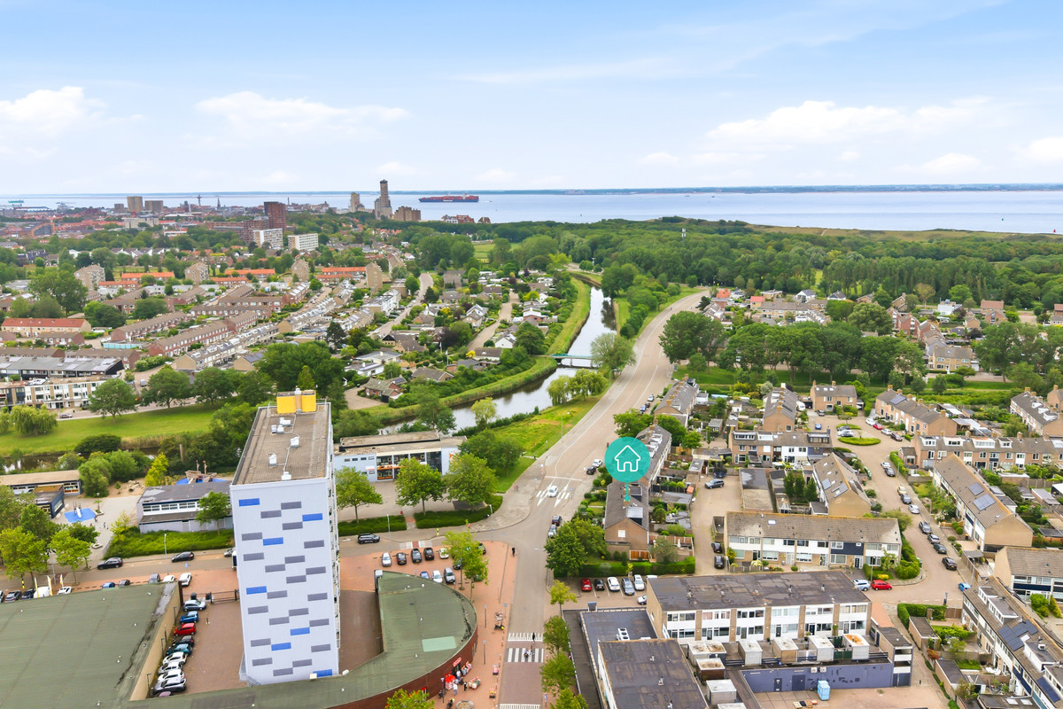 Tussenwoning te koop: Paauwenburgweg 59, Vlissingen