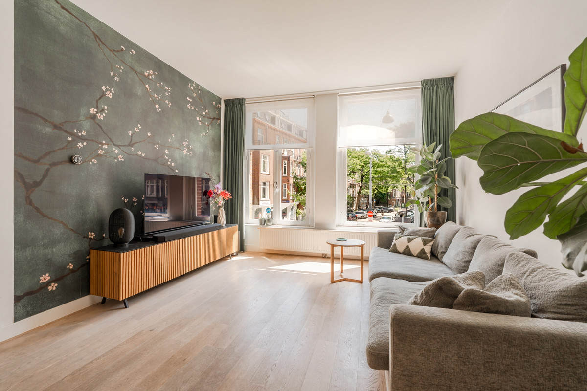 Appartement te koop: Admiraal de Ruijterweg 101-1, Amsterdam