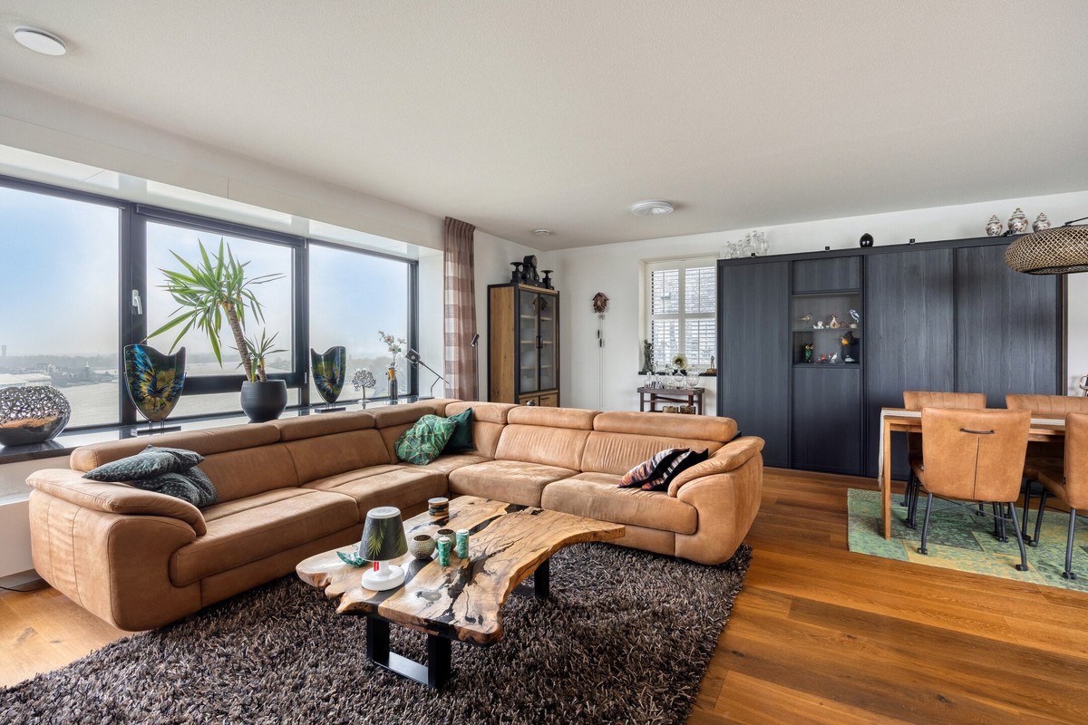 Appartement te koop: Drierivierenlaan 93, Ridderkerk