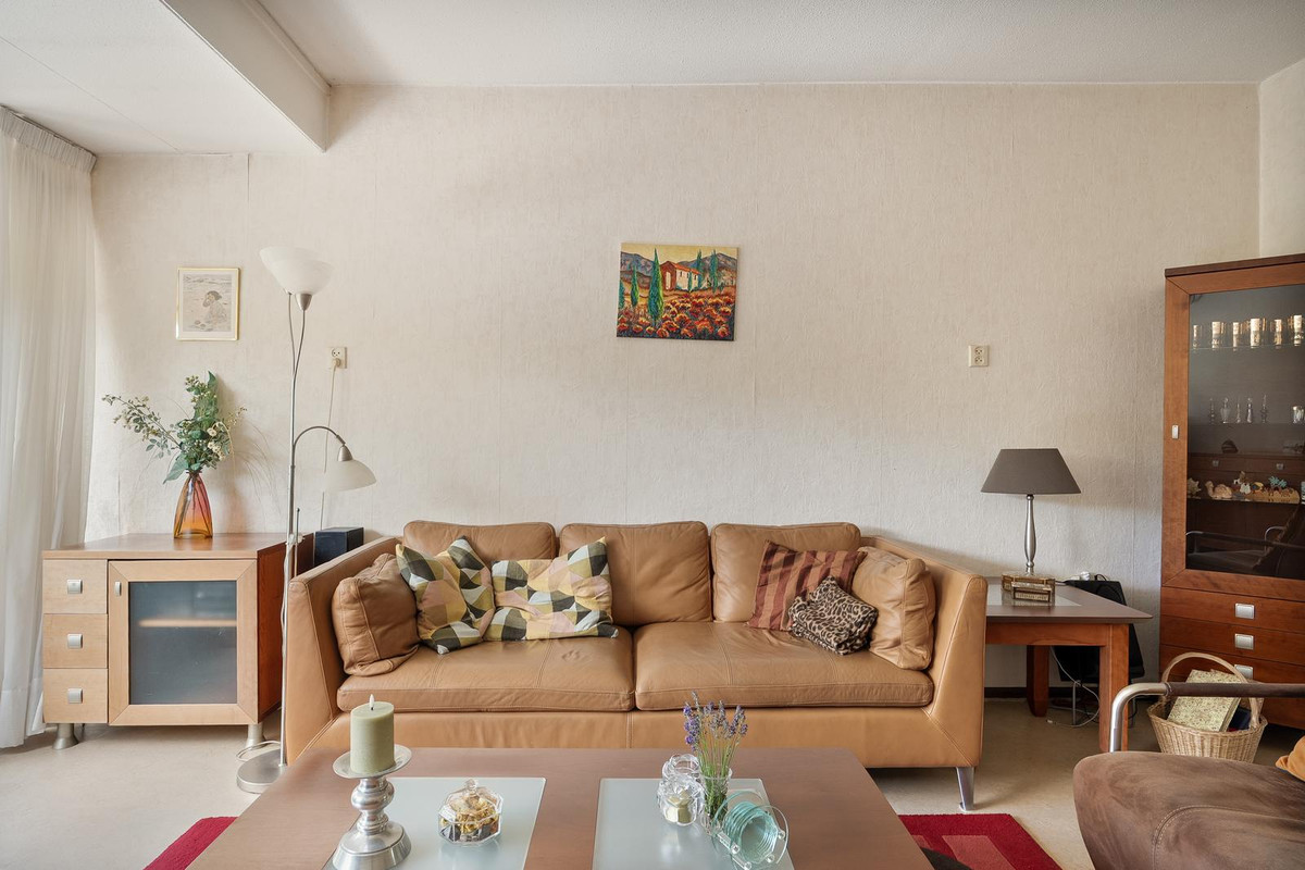 Tussenwoning te koop: De Kastanje 3, Rhoon