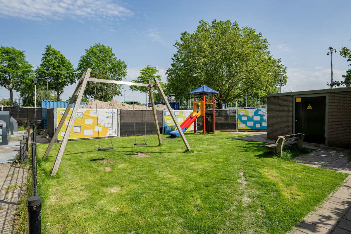 Tussenwoning te koop: Julianastraat 7, Leerdam