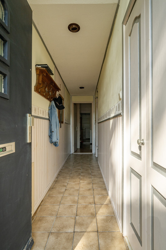 Tussenwoning te koop: Julianastraat 7, Leerdam