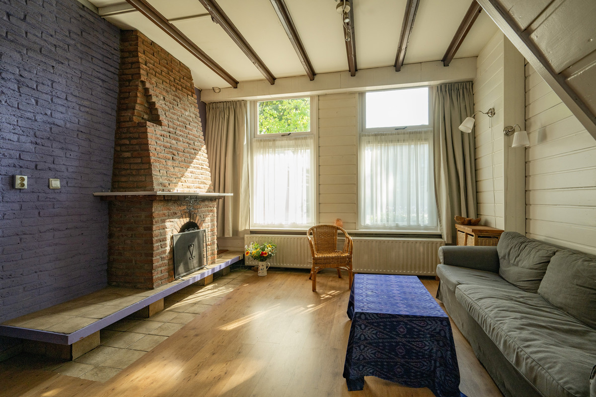 Tussenwoning te koop: Julianastraat 7, Leerdam