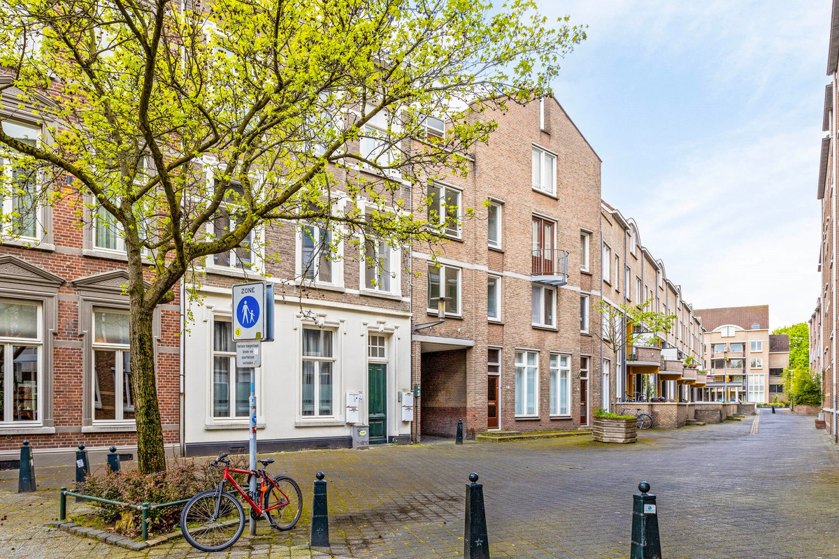 Appartement te koop: Sint Teunisstraat 11B, Maastricht