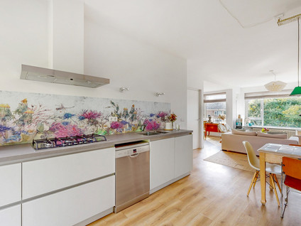 Zuid-Hollandstraat 94 3
