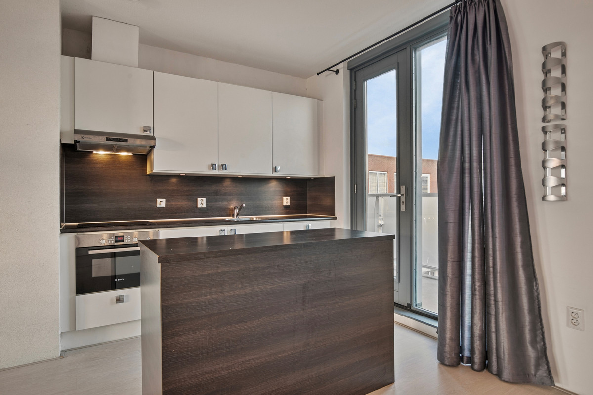 Appartement te huur: Maashaven N.z. 579, Rotterdam