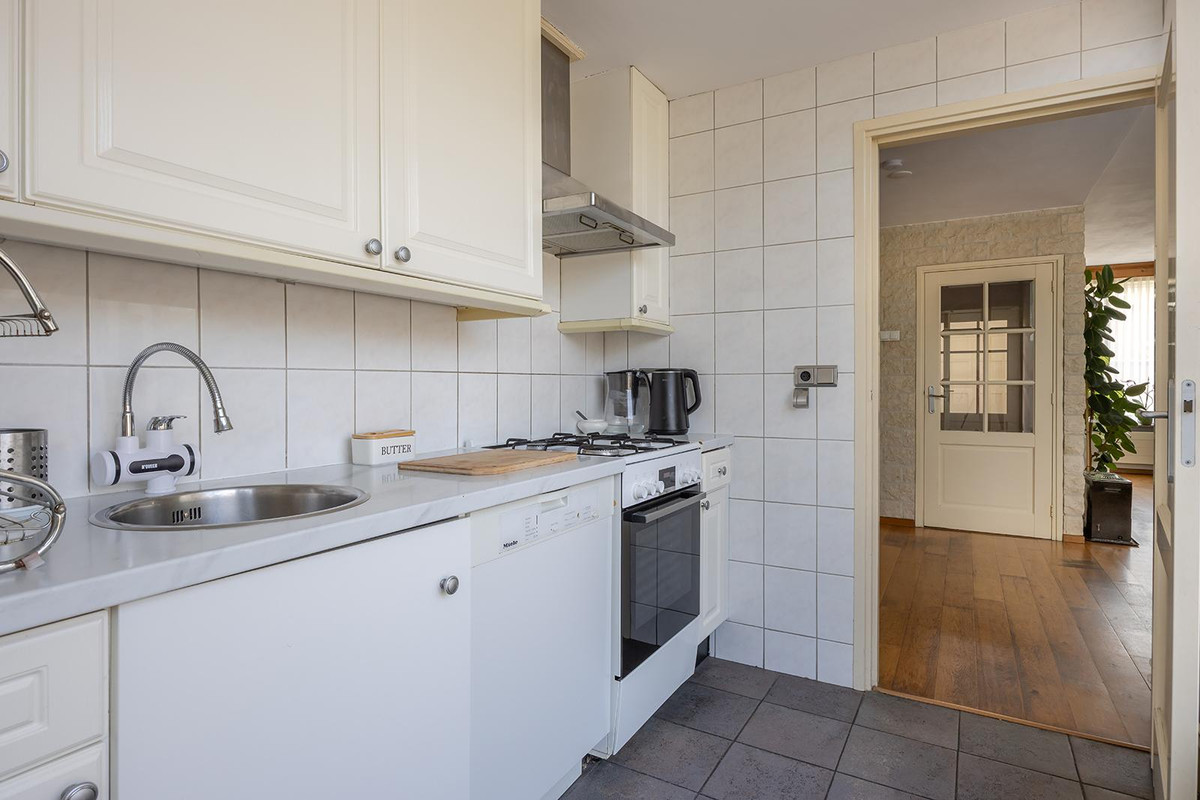 Tussenwoning te koop: Michiel de Ruijterstraat 36, Best