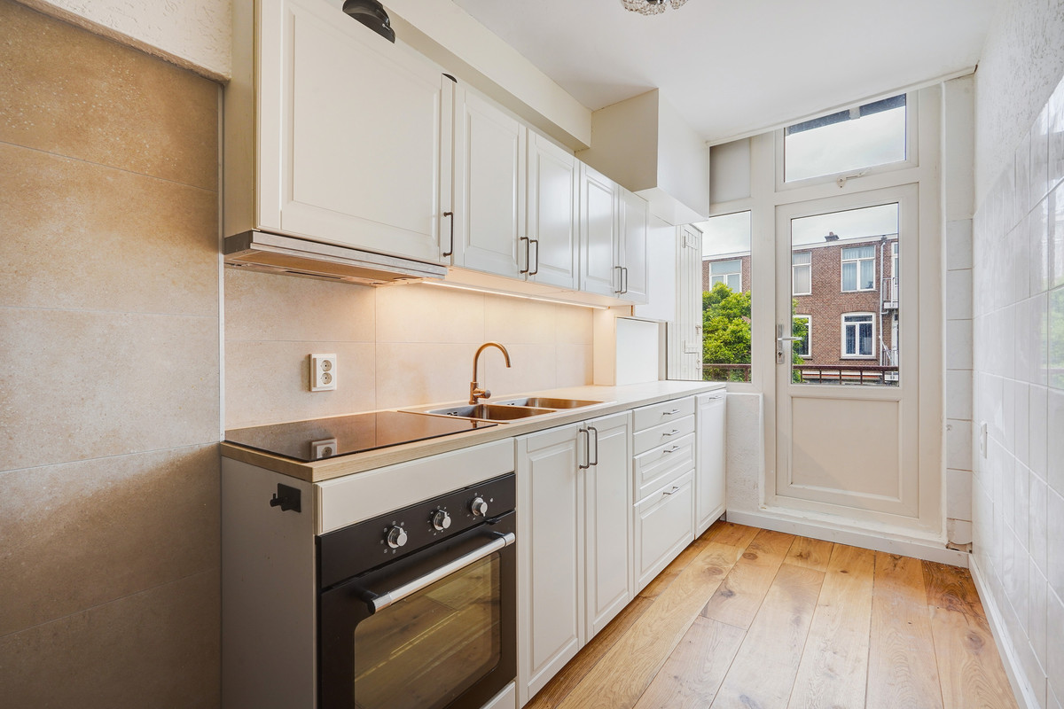 Appartement te koop: Lyonnetstraat 77, 'S-Gravenhage