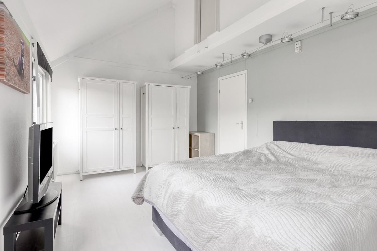Tussenwoning te koop: Hellenburg 18, Dordrecht