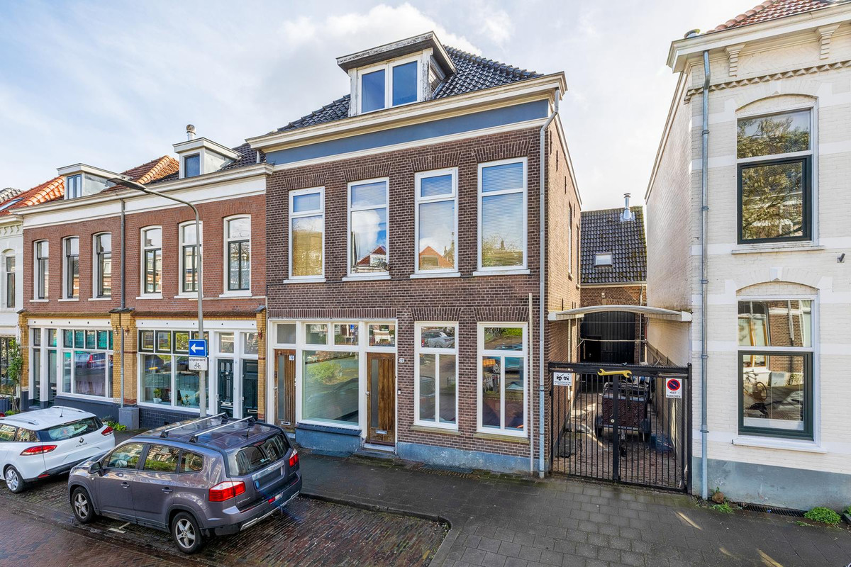 Appartement te koop: Staringplein 20, Arnhem